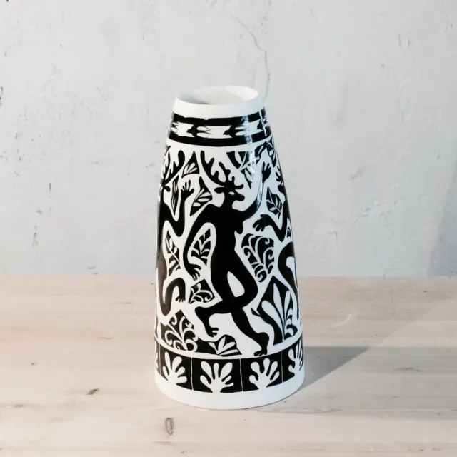 Лесные пляски. Фарфор bone chine (костяной фарфор).#фарфорручнойработы #porcelain #bone chine #forest dances.