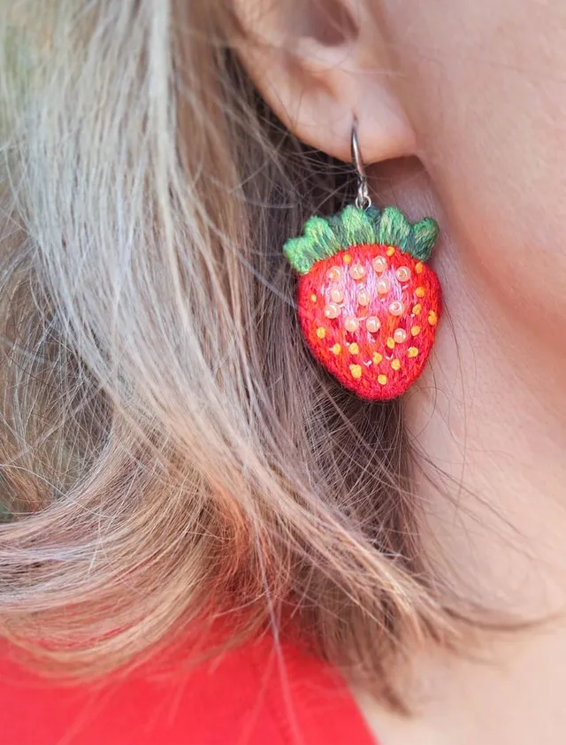 Strawberry Earrings Hand Embroidered

Birthday gift, Stylish accessory, Boho design.