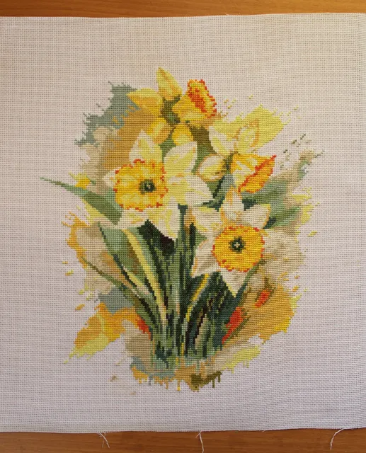 I love this pattern ♥ I still haven’t found a suitable frame for it