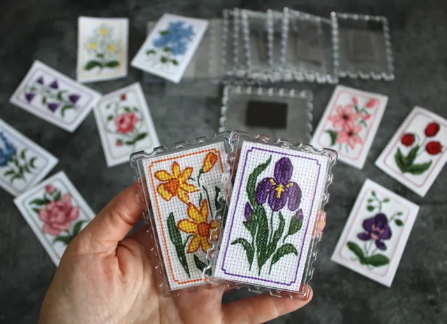 These are the magnets I made from my flower miniatures ☺