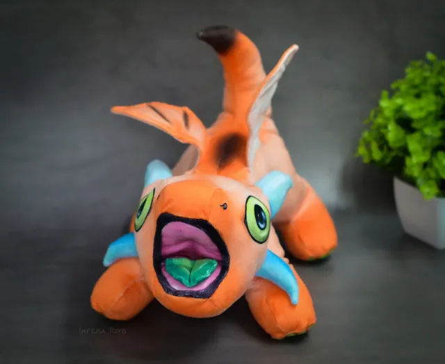 Screaming dragon of juicy orange color, harsh concentrate of madness

The size of the screamer is 26 in height to the tail, its height to the neck is 14 cm, length 30 cm