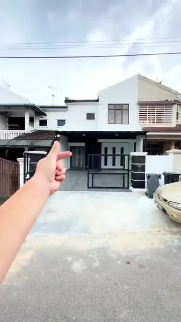 Transform a House by Finger Snap #beforeandafter #beforeafter #renovatingourhome #rumahcantik #rumahidaman