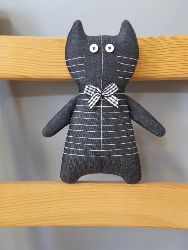 Black Cat sewing pattern PDF, digital tutorial for sewing Halloween Doll