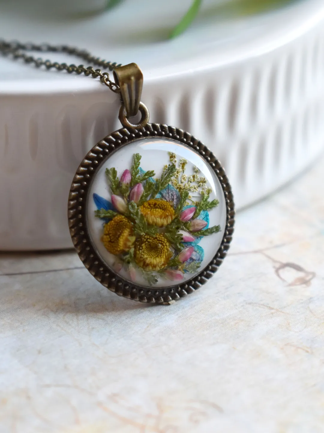 Real flower necklace. Pressed tansy Necklace. Botanical flower necklace.