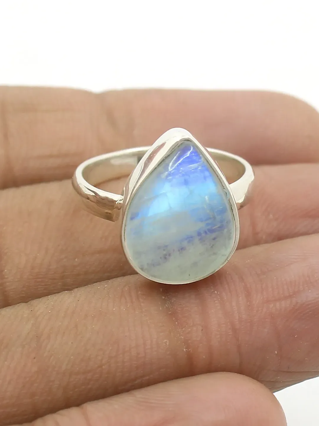Natural Rainbow Moonstone Ring, Small Pear Ring, 925 Sterling Silver Ring, Midi Ring, Birthstone Ring, Moonstone Jewelry, Dainty Ring