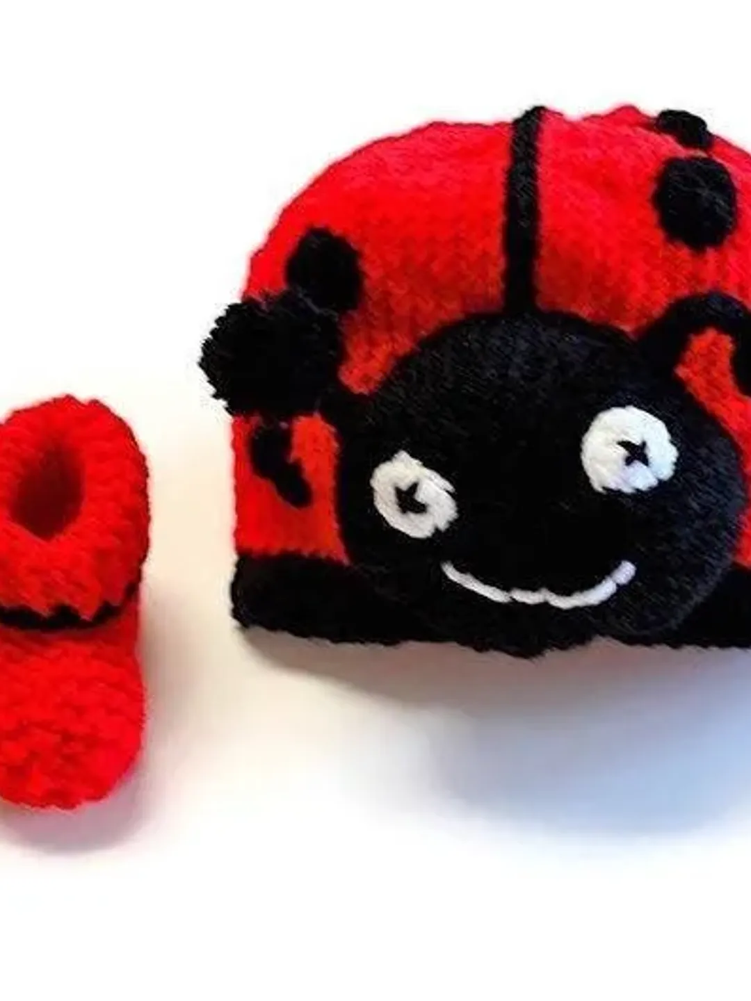 Red Ladybug Hat and Booties Set for New Babies, Newborn Crib Hat and Shoes, Expectant Parents Baby Shower Gifts Ideas, Polka Dot Hat, Socks