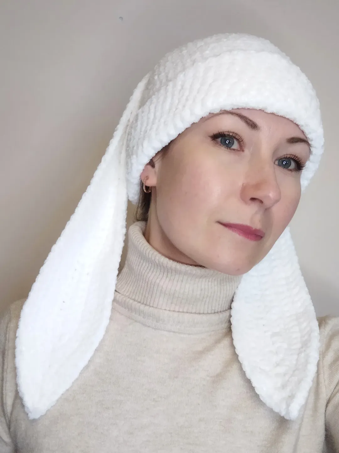 White bunny beanie crochet. Fluffy bunny beanie hand knit. Bunny hat with ears for teens