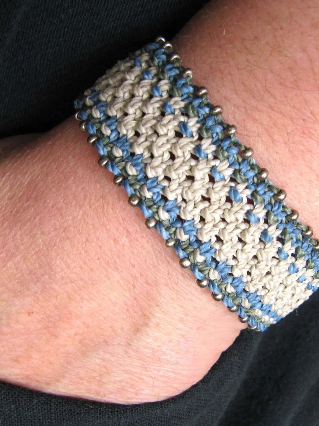 Beautiful hand-woven macrame bracelet, knot bracelet, boho bracelet, ethnic jewelry, macrame jewelry, women bracelet, Valentin day gift Gift