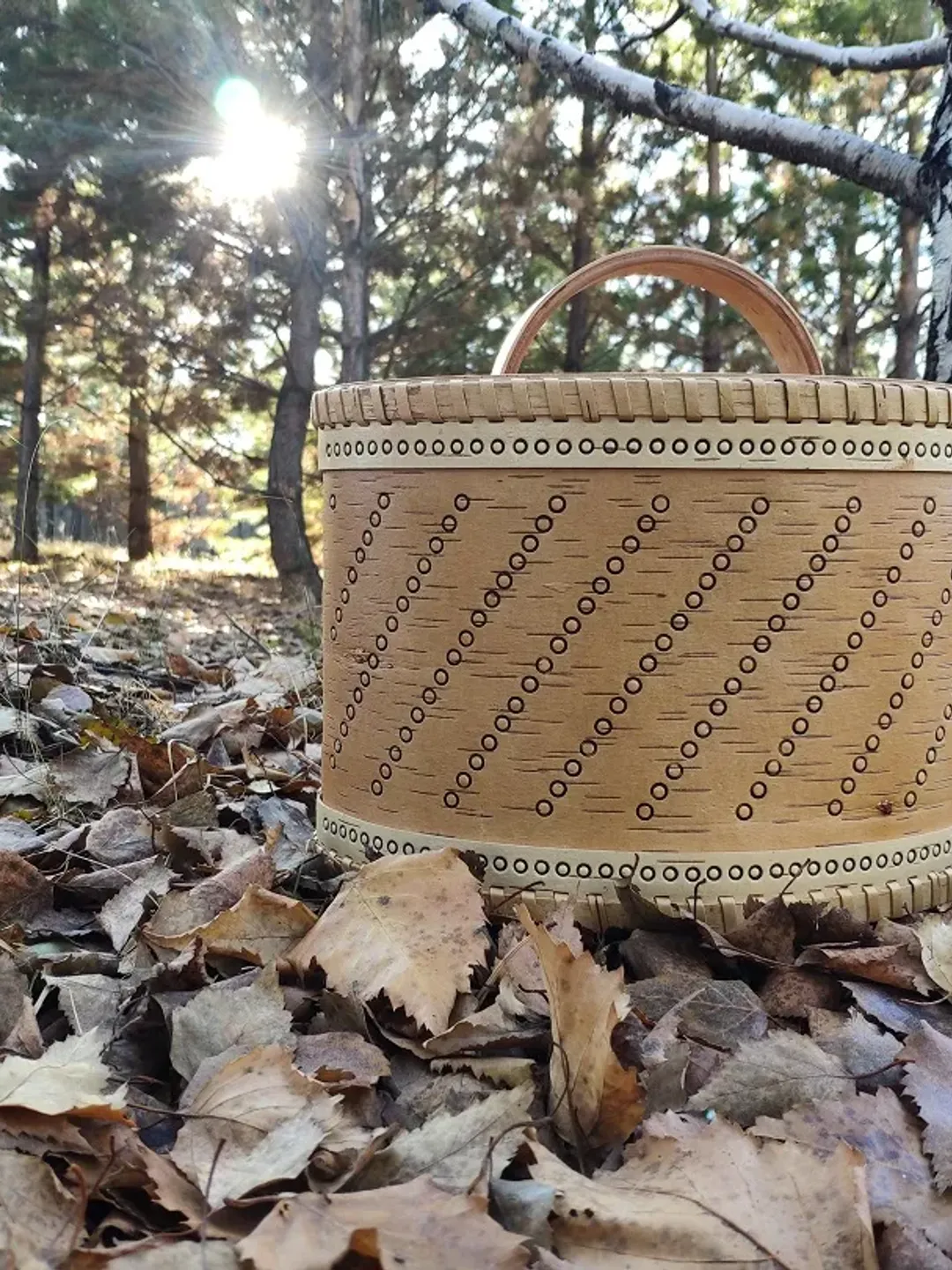 Large bread box, Large birch bark box