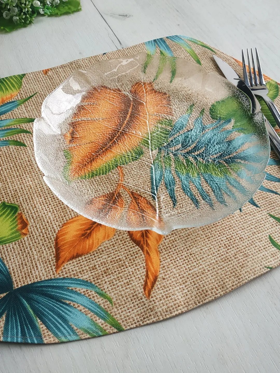 Palm leafs placemats set of 6, 4 or 2, wedge placemats with water-repellent coating, washable placemat for round table $37.00 | Buy online with delivery palm-leafs-placemats-set-of-6-4-or-2-wedge-placemats-with-water-repellent-coating-washable-placemat-for-round-table-37-00-buy-online-with-delivery