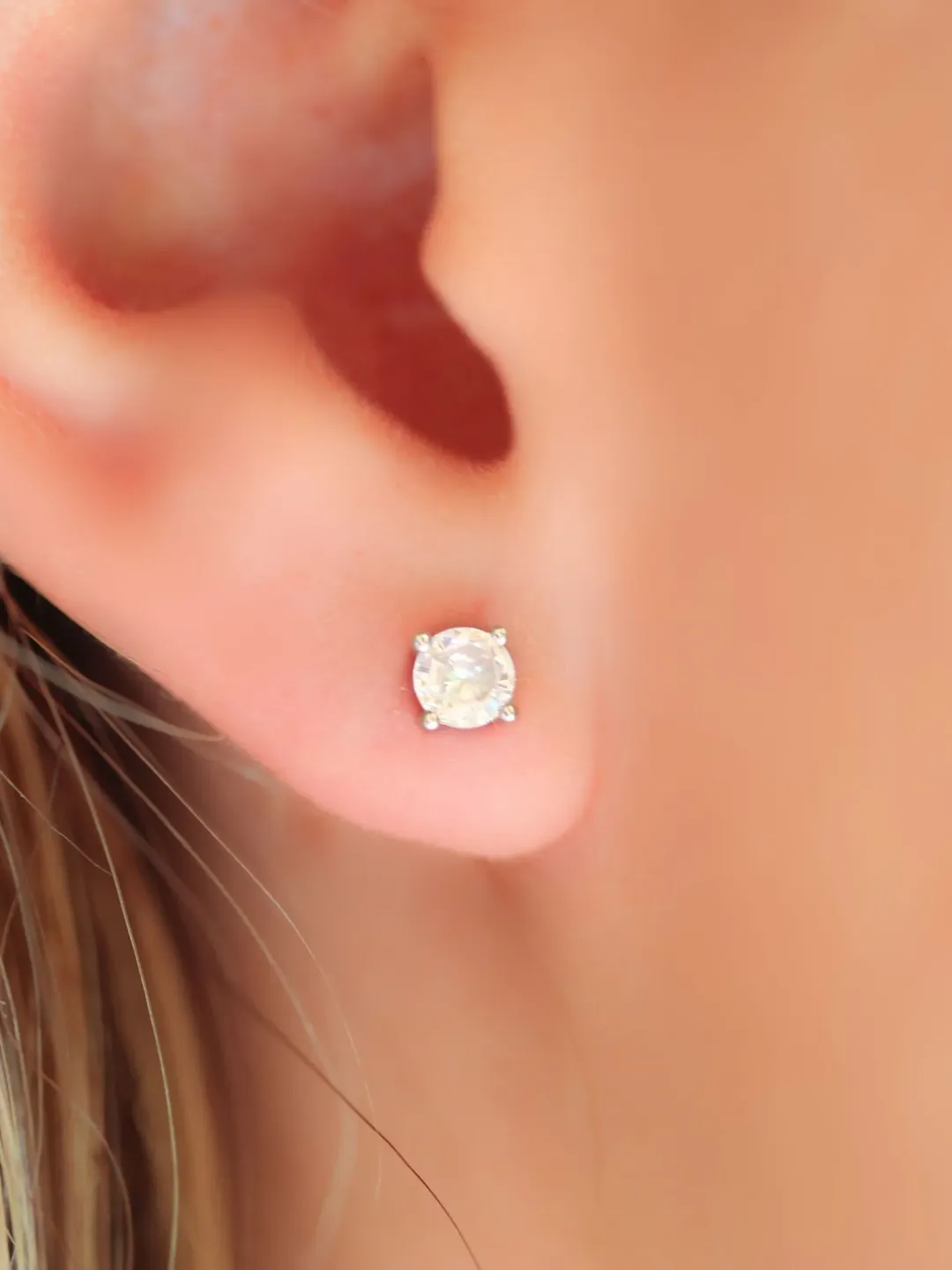 DIAMOND STUD EARRING | Round Cut Moissanite Gold Stud Earrings | Simulated Diamond Wedding Stud | Minimalist 14k Solid Gold Stud Earrings