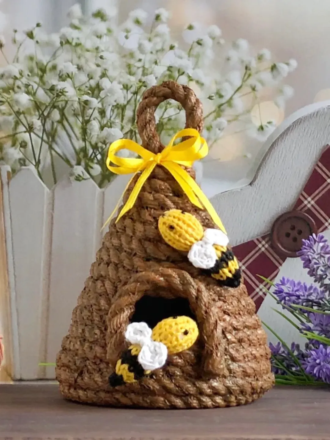 Bumble Beehive Amigurumi, Home decor farmhouse, Bumble bee decor, Summer decoration