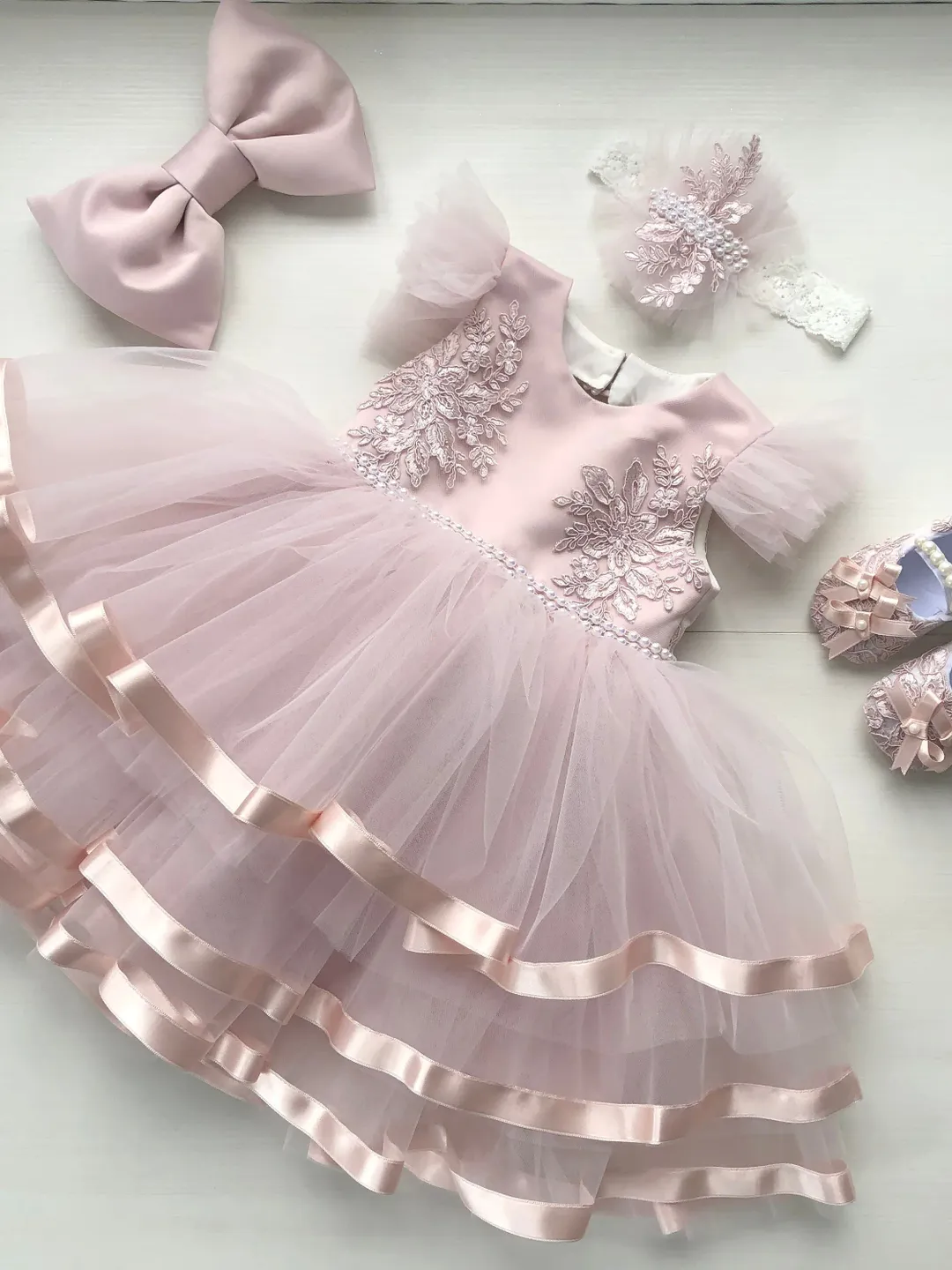 Blush pink dress with lace, pearls and ribbon. Dress with headband and booties for baby girl. First birthday dress.
