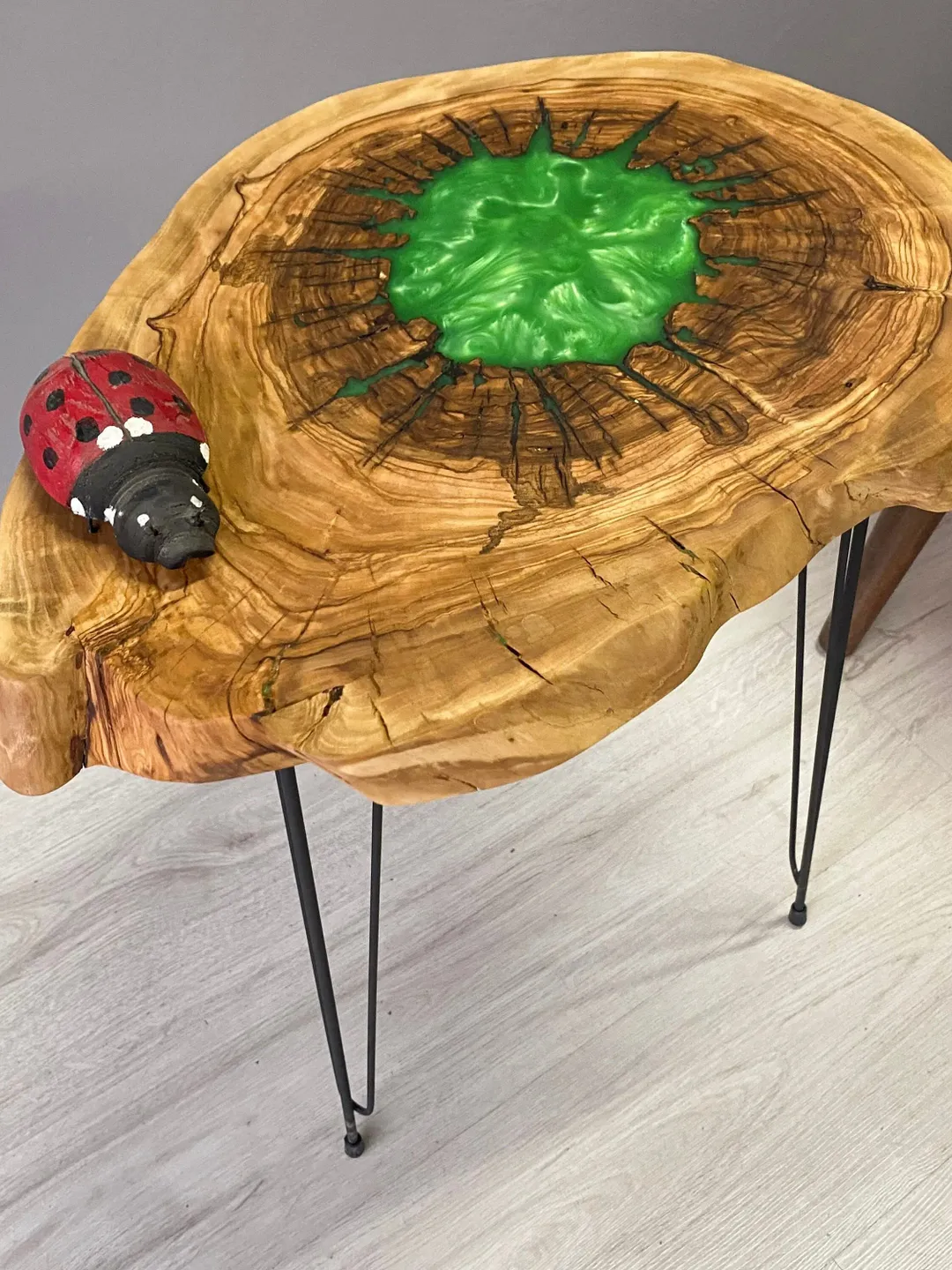 Epoxy Resin Olive Wood Coffee Table, Live Edge Coffee Table, Unique Coffee Table, 19" (48cm) Resin end table