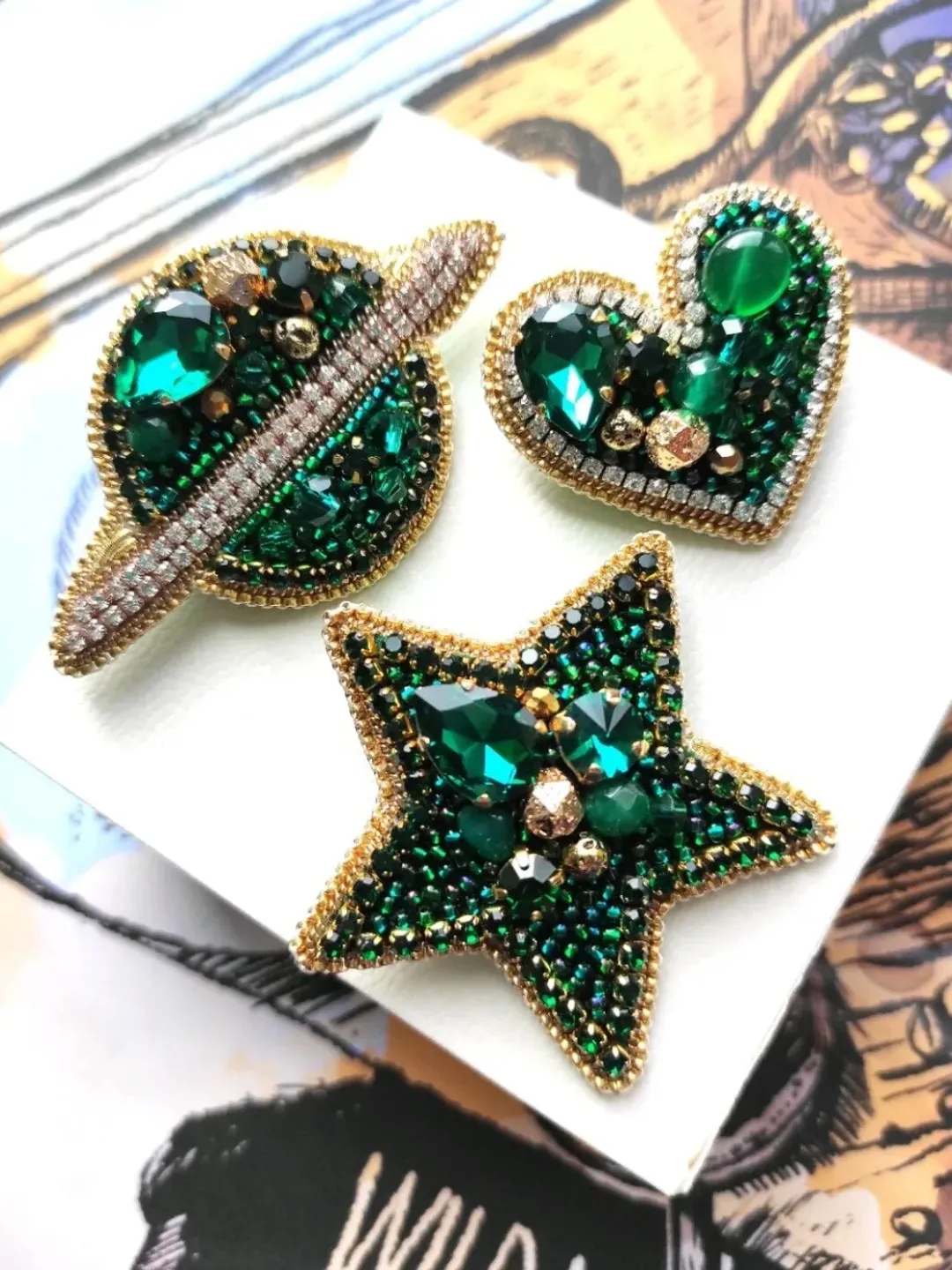 Green set of brooches, star brooch, heart brooch, Saturn brooch, planet brooch, star and moon brooch, jewelry set