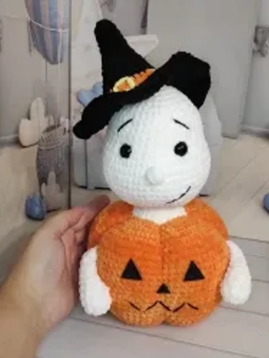 Crochet ghost in pumpkin, Halloween decorations, Halloween toys