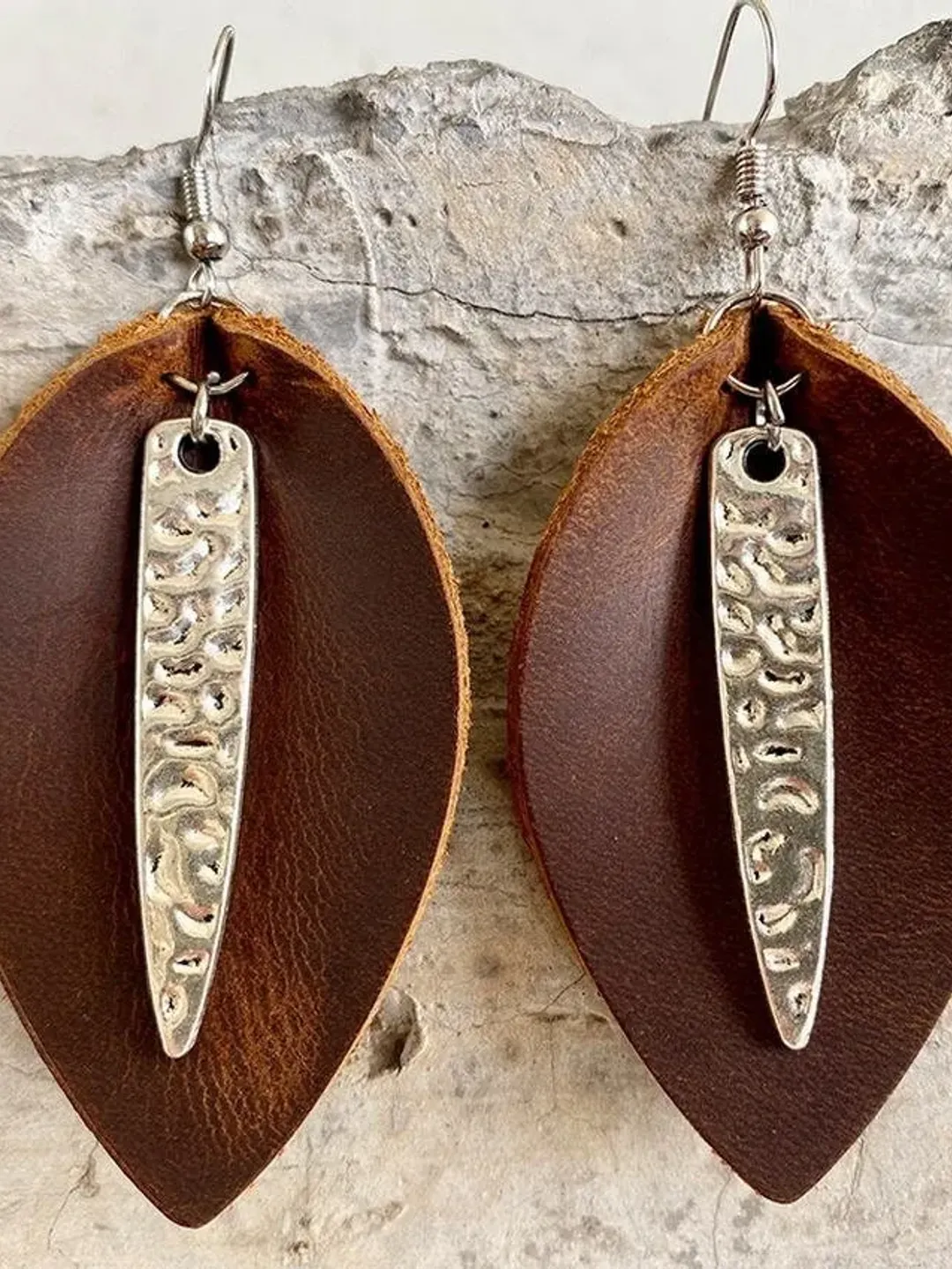 leather earrings, leaf earrings, brown leaf earrings, brown earrings, womens leather earrings, brown earings, chestnut earrings