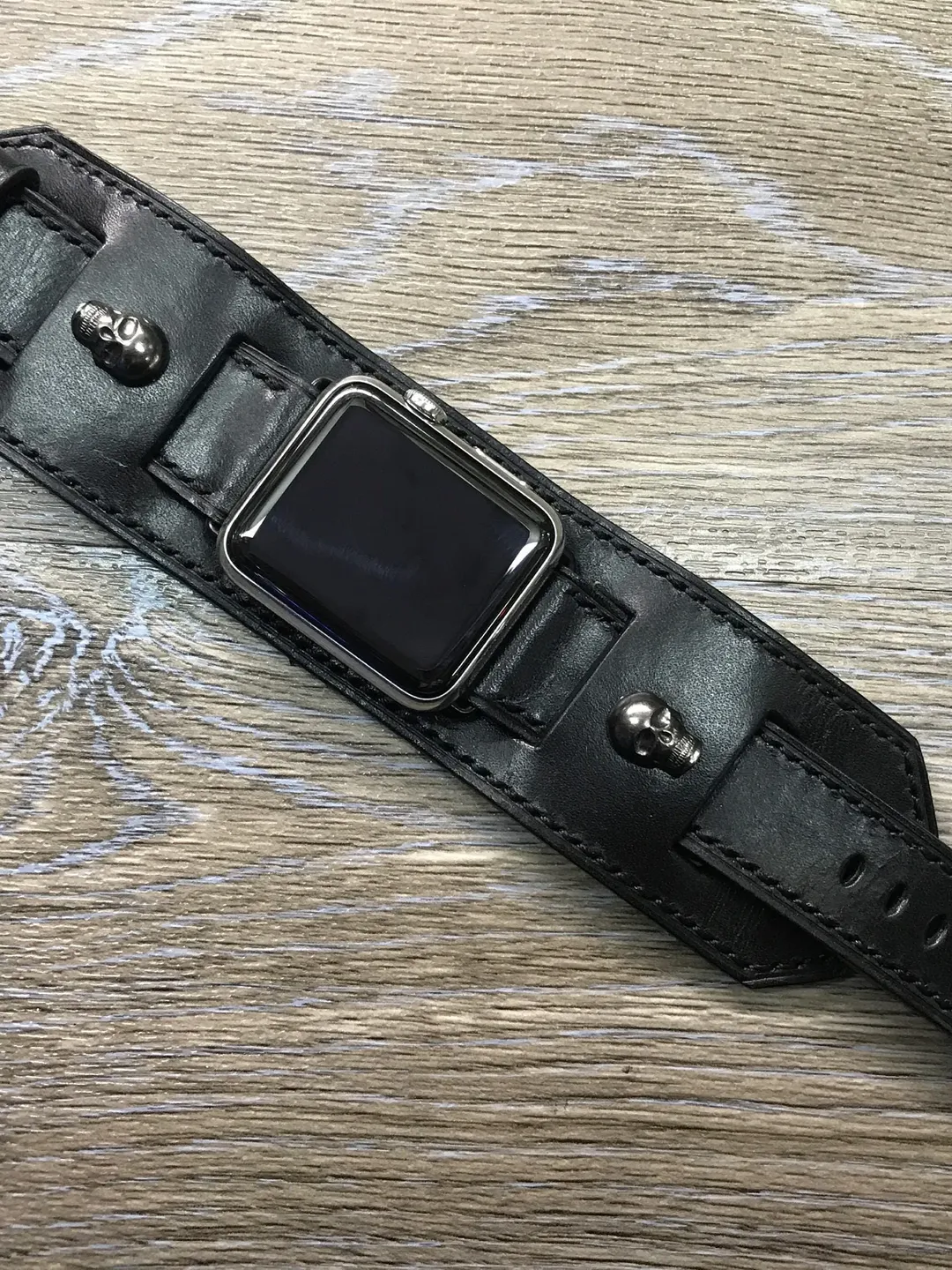 Apple Watch Band, Apple Watch Strap, Black, Leather Cuff Watch Band, Skull head, iwatch, full bund Strap, apple watch 38mm, Apple Watch 42mm