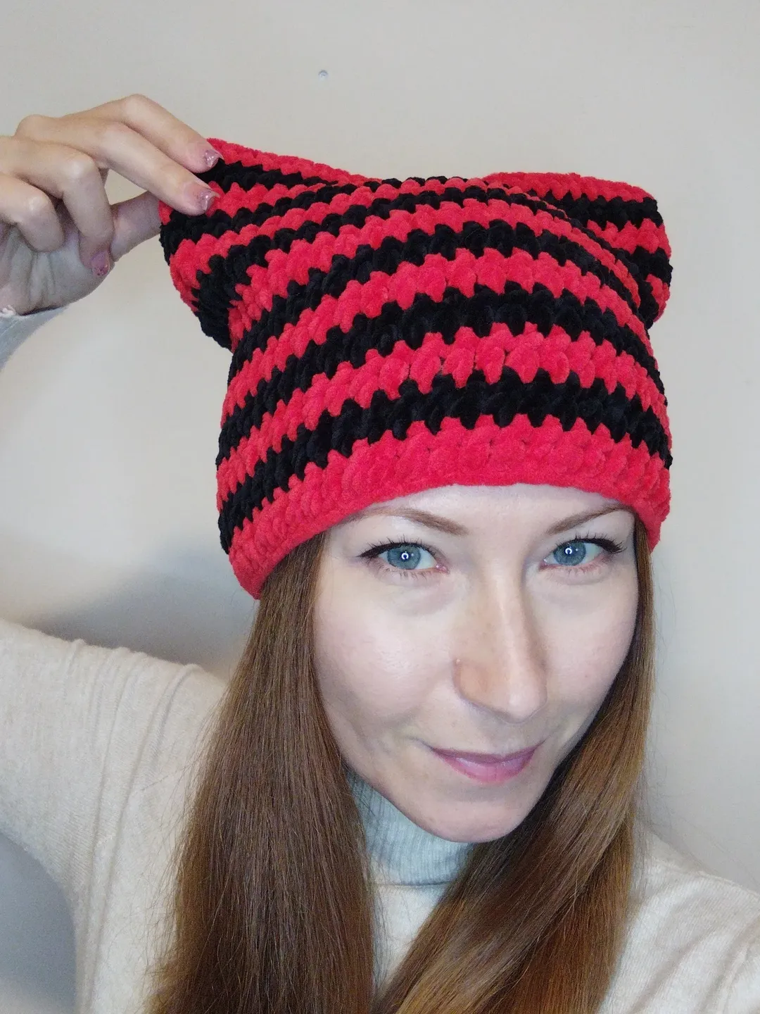 Striped beanie with ears. Cat ears beanie crochet. Fluffy beanie with cat ears. Plush beanie hat black red