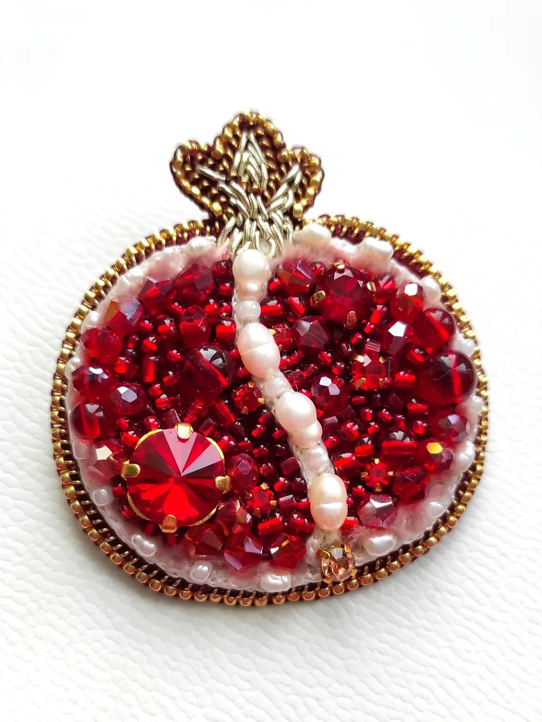 Beaded brooch, garnet pin, garnet brooch, garnet, fruit brooch, bead brooch, gift for her, red pin, red brooch, beaded