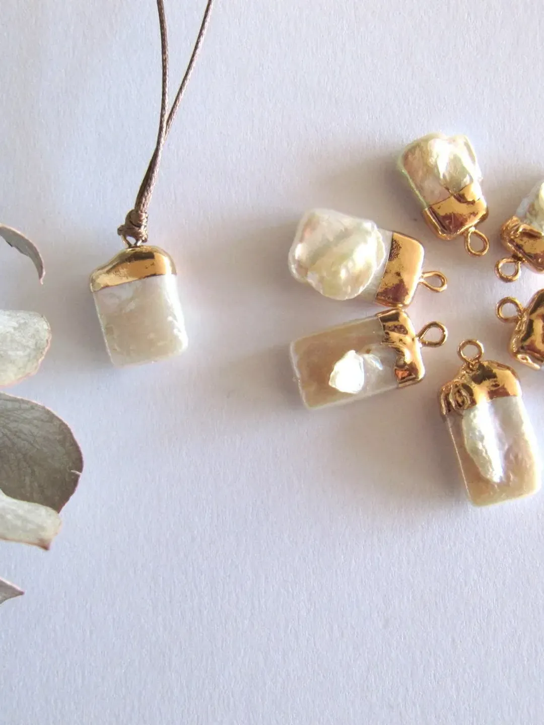 Necklace pearl, christmas gift , present for woman , Pearl necklace , Minimalistic necklace, Romantic collar, pearl necklace, valentine gift