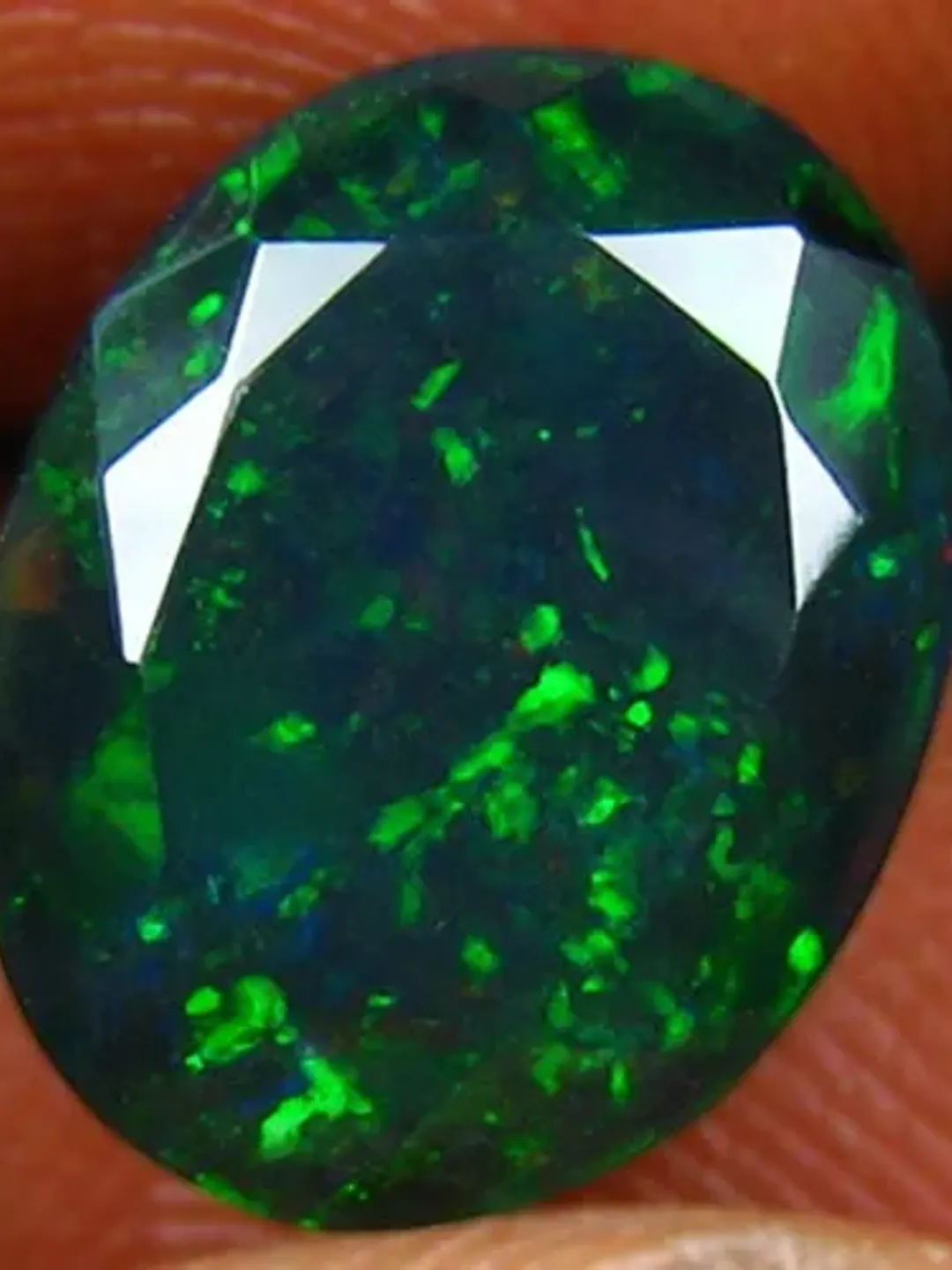 3.73 CT Significant 3D Ribbon Flash Pattern 100% Natural Welo Black Opal Cut Gemstone