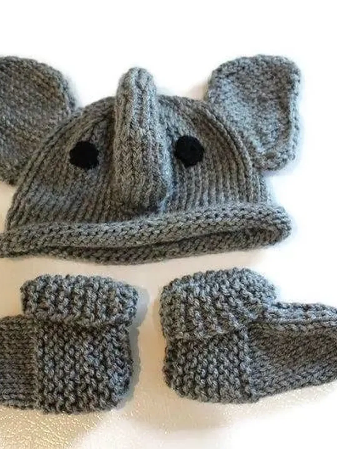 Elephant Hat and Booties Set for New Babies, Newborn Crib Hat and Shoes, Baby Shower Gift Ideas for New Parents, Baby Elephant with Trunk