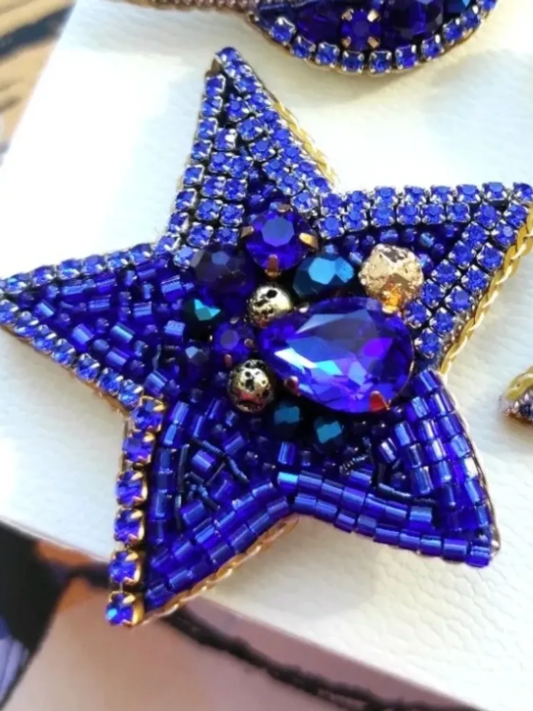 Blue star brooch, beaded brooch, embroidered brooch, space pin, star pin, brooch pin, handmade brooch, gift for her