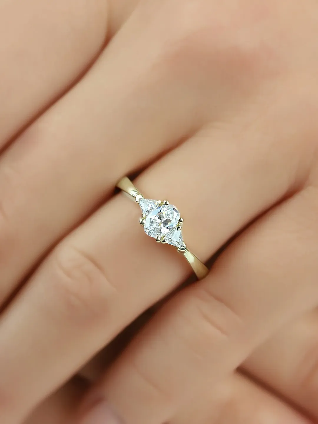 HALO OVAL RING | Oval Cut Moissanite Diamond Engagement Ring | Halo Moissanite Custom Wedding Ring | 14k Gold Ring | Engagement Ring Gift