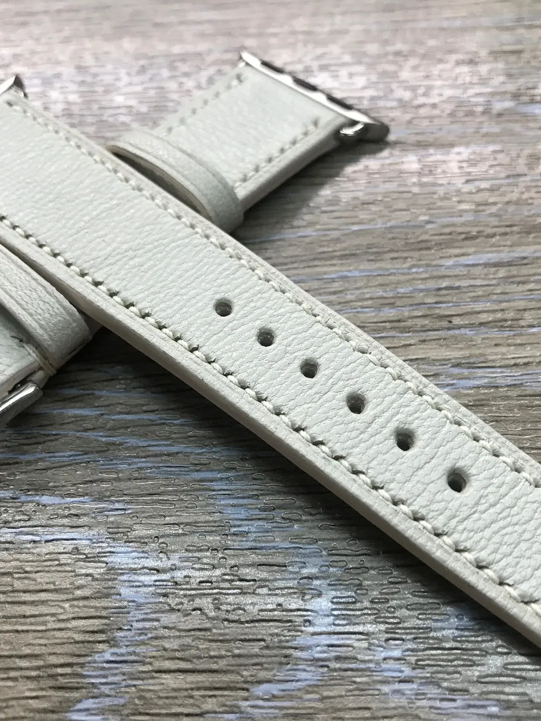 Apple iWatch Single Tour Rallye Apple Watch Band for Series 7 6 41mm 40mm, Off White Leather Smartwatch Band, Valentines Day Gift Ideas