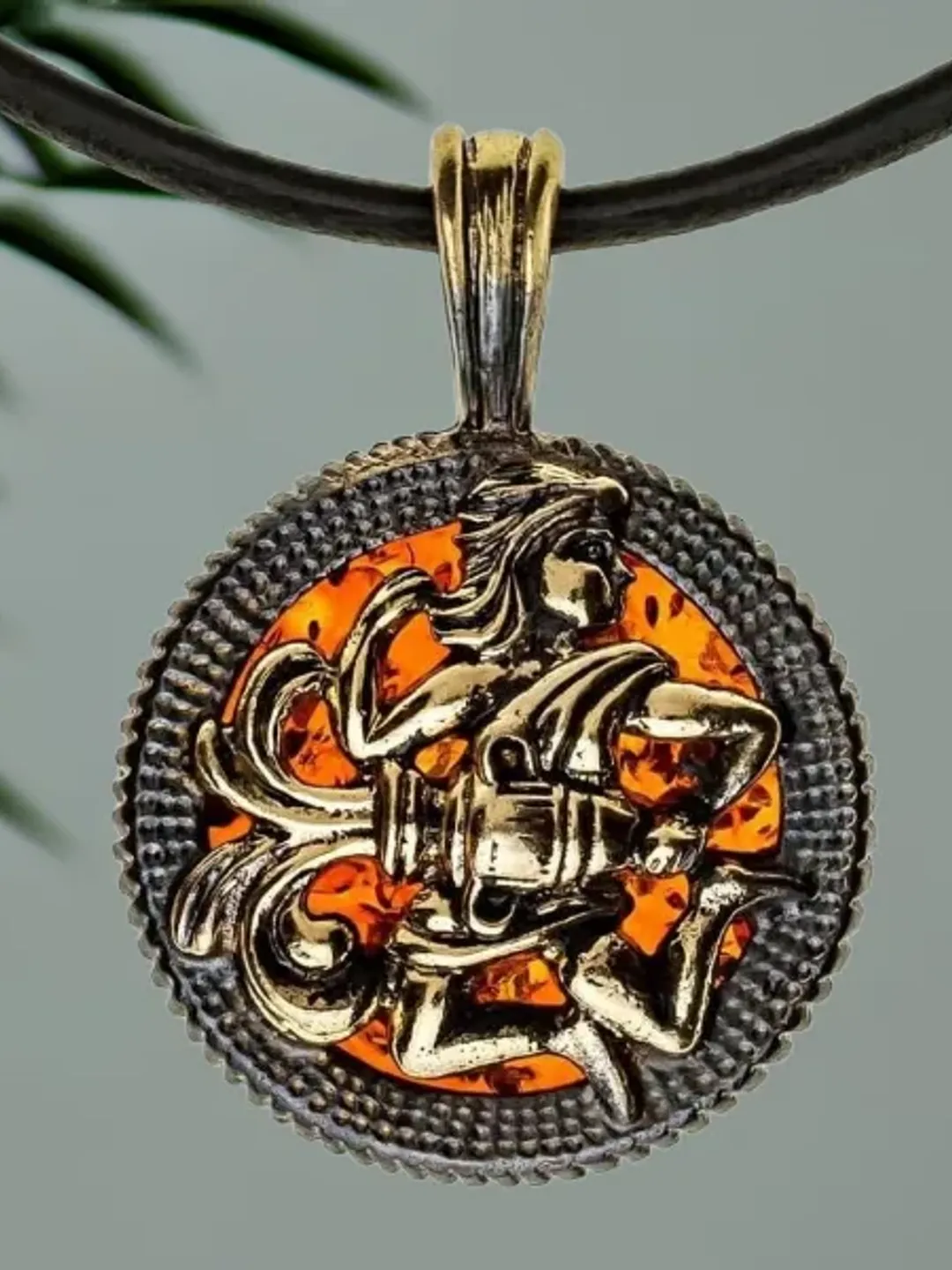 Aquarius Pendant Necklace Men's Jewelry Round Coin Brutal Gold Black Amber Pendant Aquarius Zodiac Gift Best Friend Men