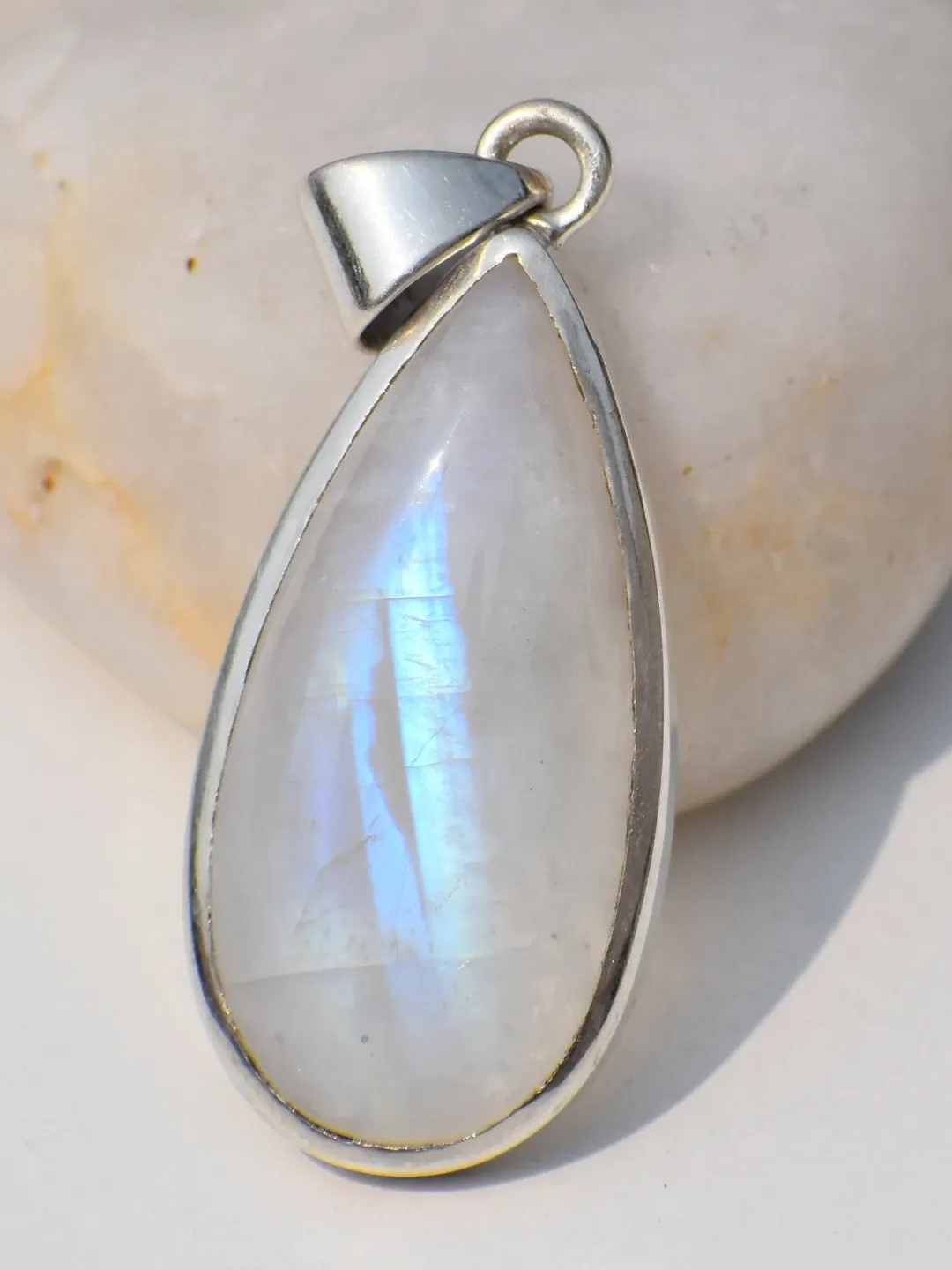 Natural Moonstone Pendant, Pear Shape Moonstone, Blue-Flash Moonstone, Healing Crystal, Bohemian Jewelry, Wedding Jewelry, Pendant For Her
