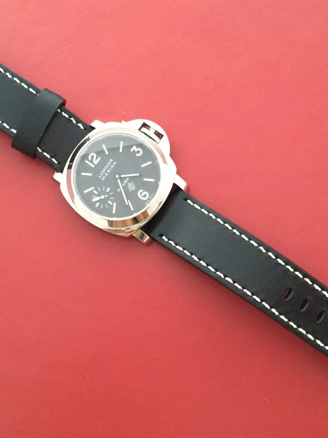 Leather Watch Strap 24mm, Black leather watch band, leather watch Band, 24mm watch band, 26mm, grow in the dark, Personalise Gift Idea