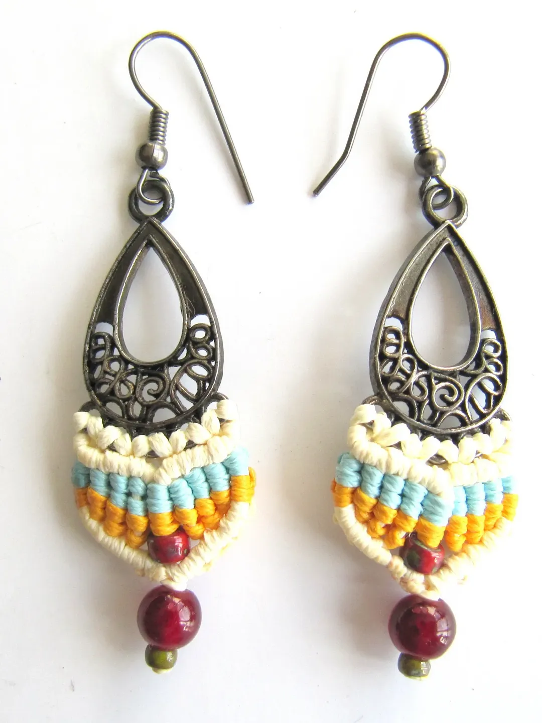 Macrame earrings, macrame jewelry, boho earrings, hippie earrings, green earrings, boho chic, hanging earrings, hippie jewelry, gift