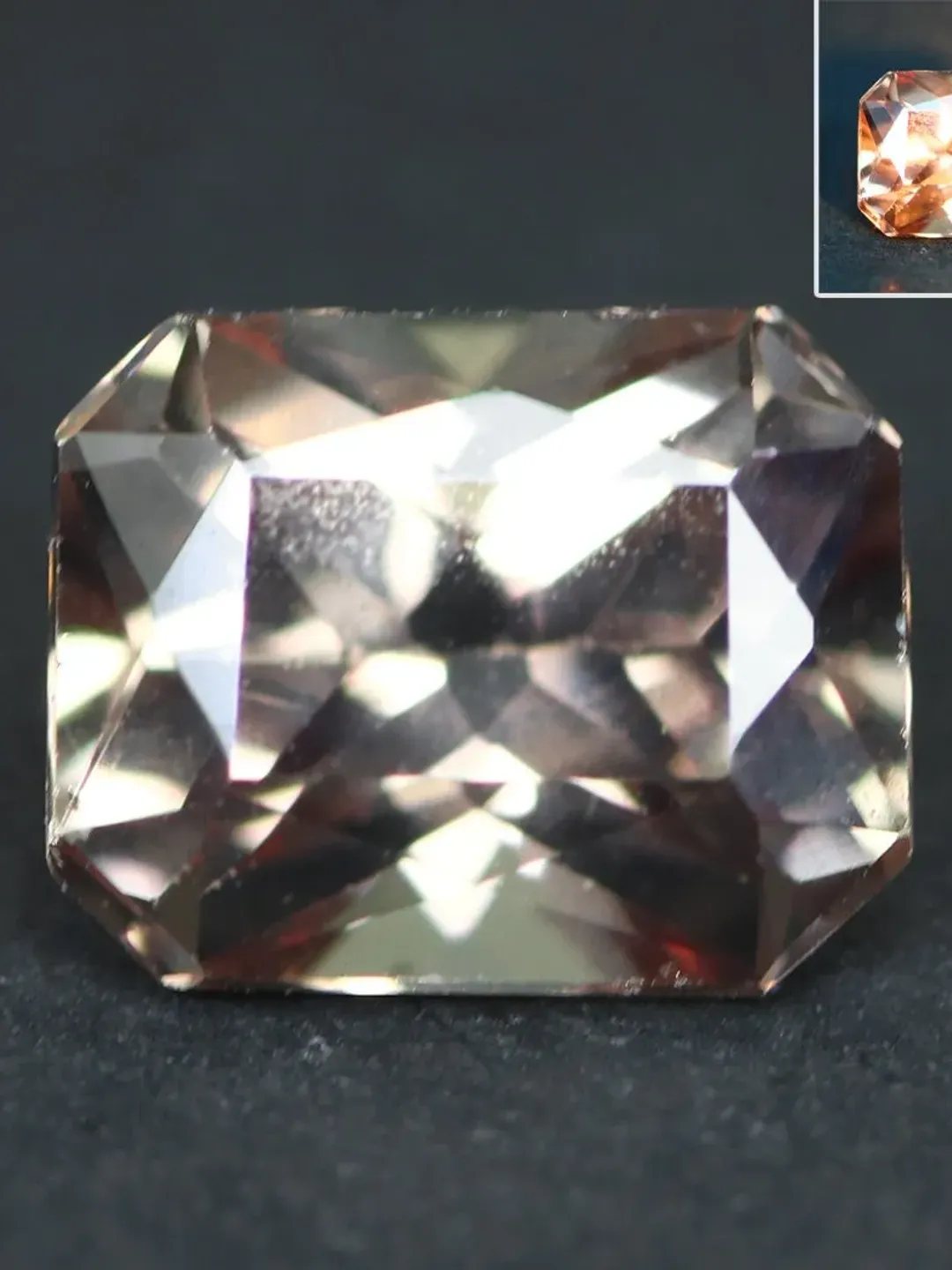 0.70 CT Rare Collection Unheated 100% Natural Color Change Malaya Garnet