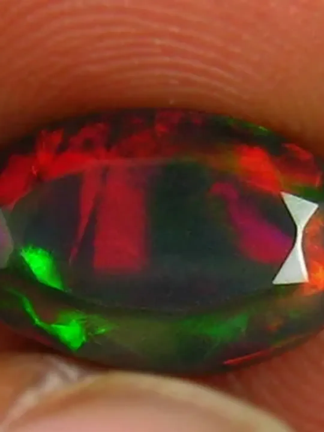 2.00 CT Significant 3D Ribbon Flash Pattern 100% Natural Welo Black Opal Cut