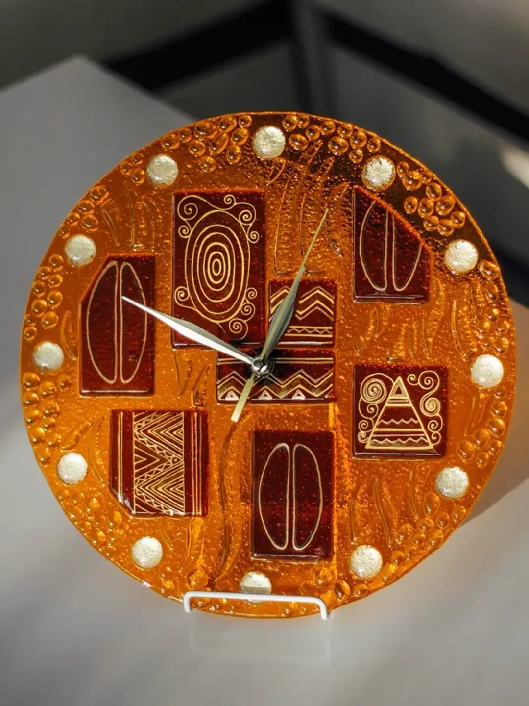 Silent wall clock based on G. Klimt - unusual wall fuse glass clock -  Modern wall hanging clock, image size:1080x1440