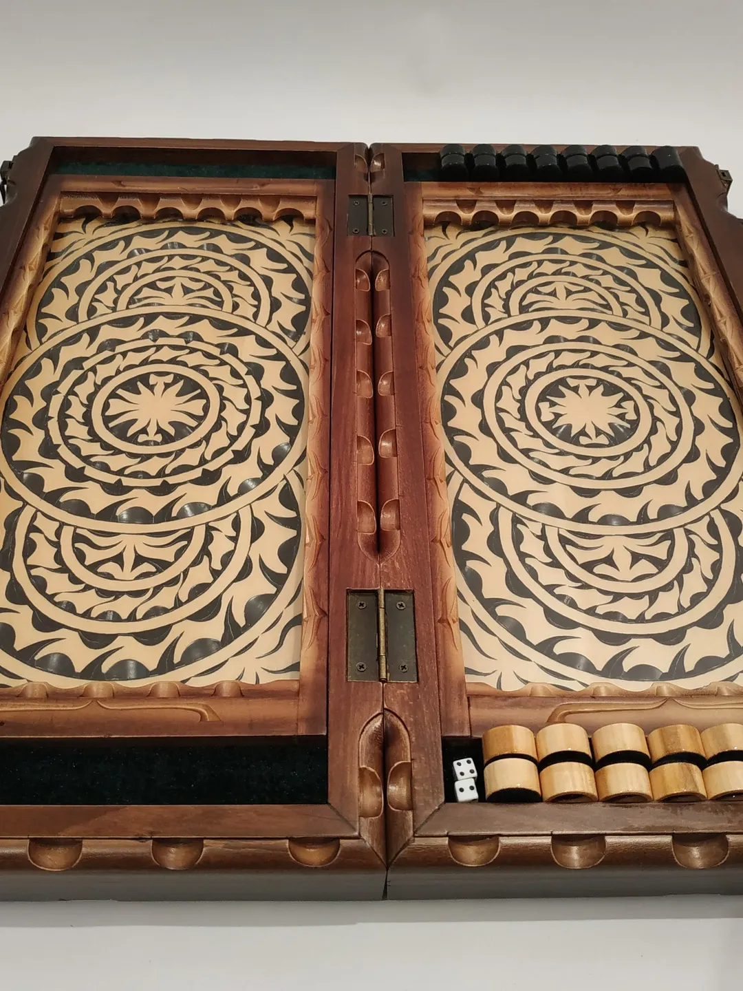 Backgammon Board Backgammon Game Set with Wood Carving Game for Real Men Gift for Backgammon Lover 3D hand carved