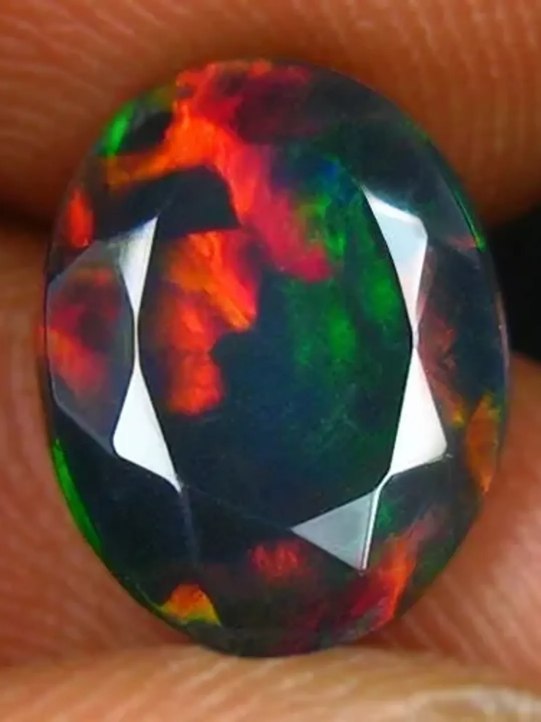 2.16 CT Exquisite 3D Broad Flash Pattern 100% Natural Welo Black Opal Cut Gemstone