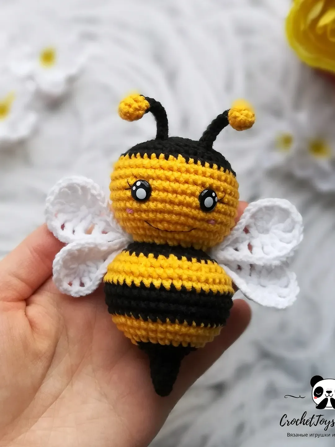 Crochet honey bee pattern, amigurumi insect tutorial little bee, easy ...