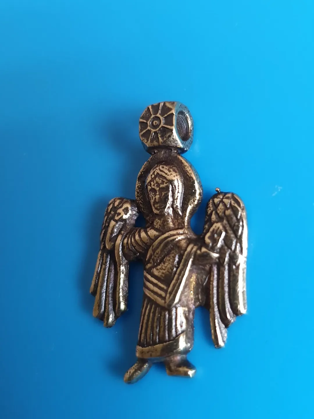 Angel the Keeper copy of an ancient pendant