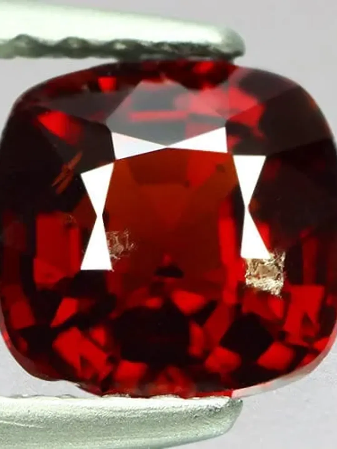 1.31 CT Dazzling Top Fire Sparkling Burma Unheated 100% Natural Red Spinel