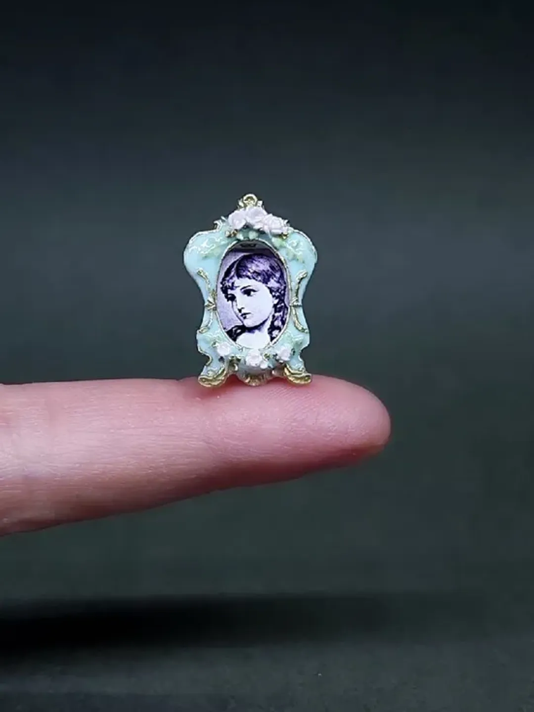 Miniature Photo Frame 1:12 , Dollhouse Vintage Photo Frame, Dollhouse Photo Frame, Dollhouse Decor, Dollhouse Decor 1:12