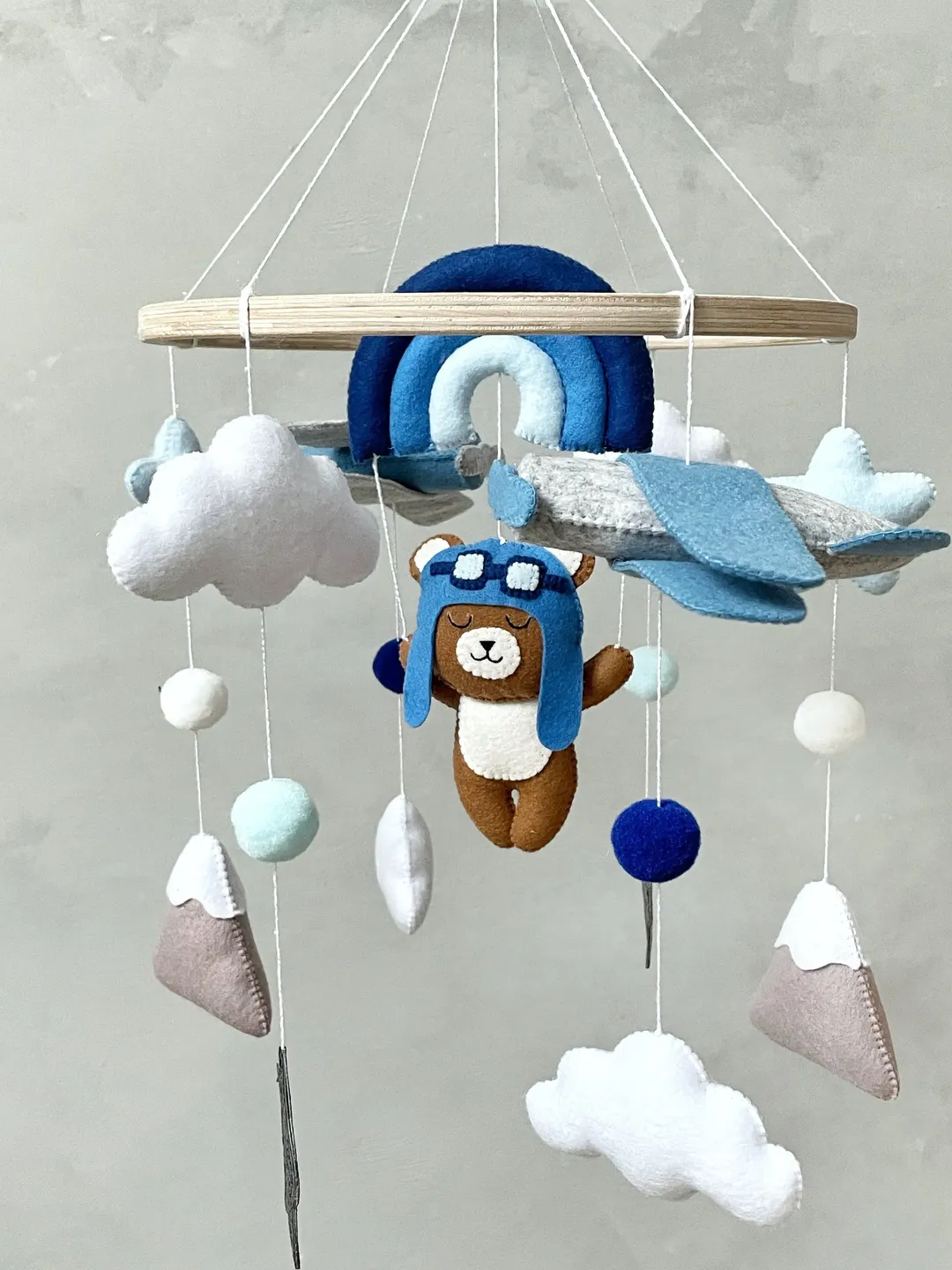 Pilot bear baby mobile. Airplane mobile for travel nursery. Rainbow mobile boy. Adventure nursery decor. Woodland mobile