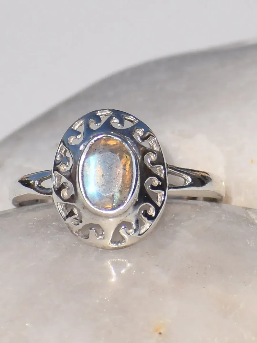 Labradorite Ring, 925 Silver Ring, Oval Gemstone, Birthstone Ring, Statement Ring, Precious Ring, Handmade Ring, Valentine Gift, Gift To Her