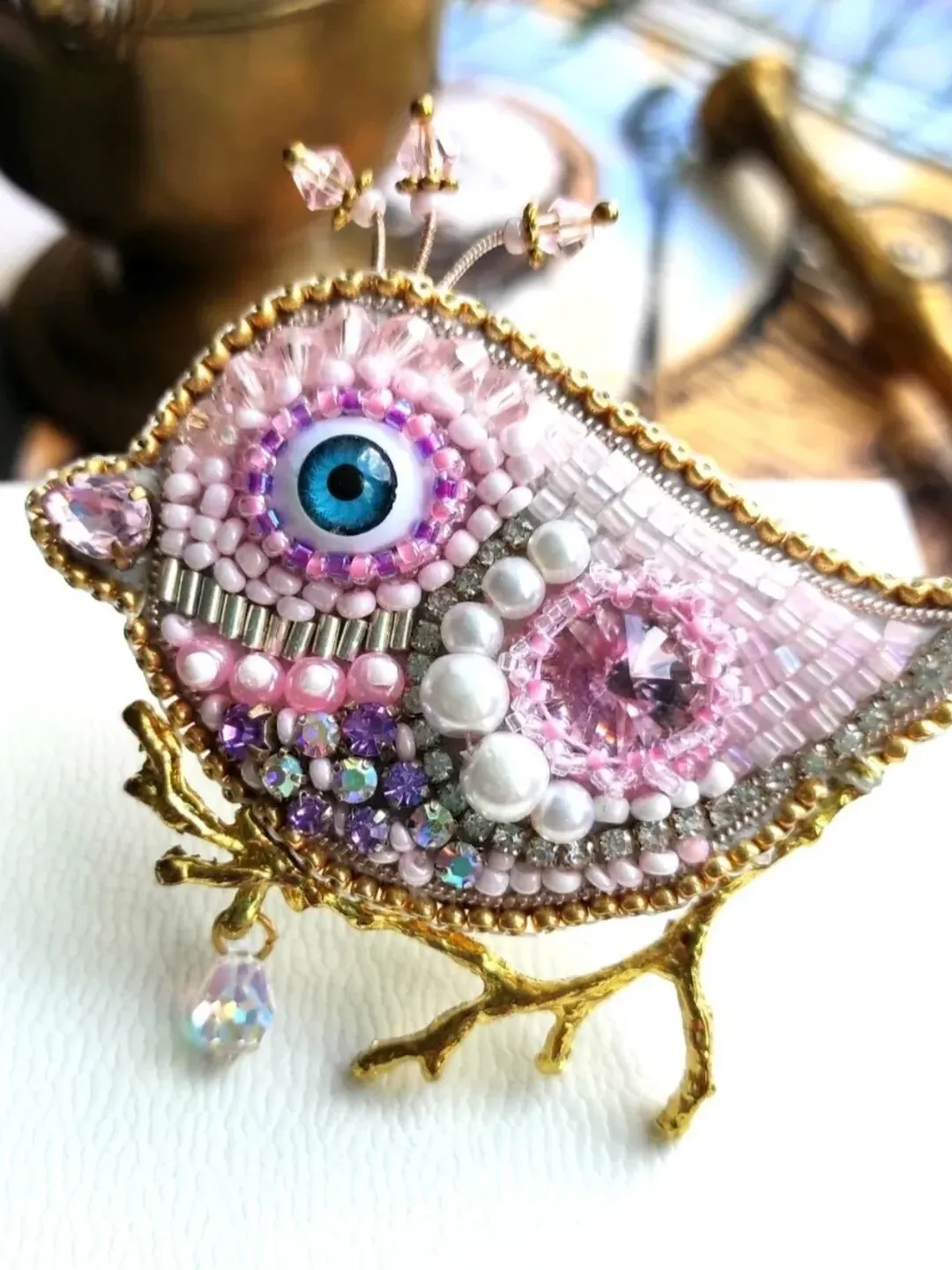 Pink bird brooch, bird brooch, brooch pin, beaded brooch, mothers day gift, handmade gifts, brooch, birds, hand embroide