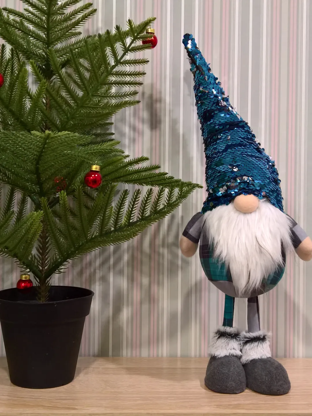 Christmas Gnome with Blue-Silver Sequin, Nordic Xmas Home Decoration Scandinavian Tomte