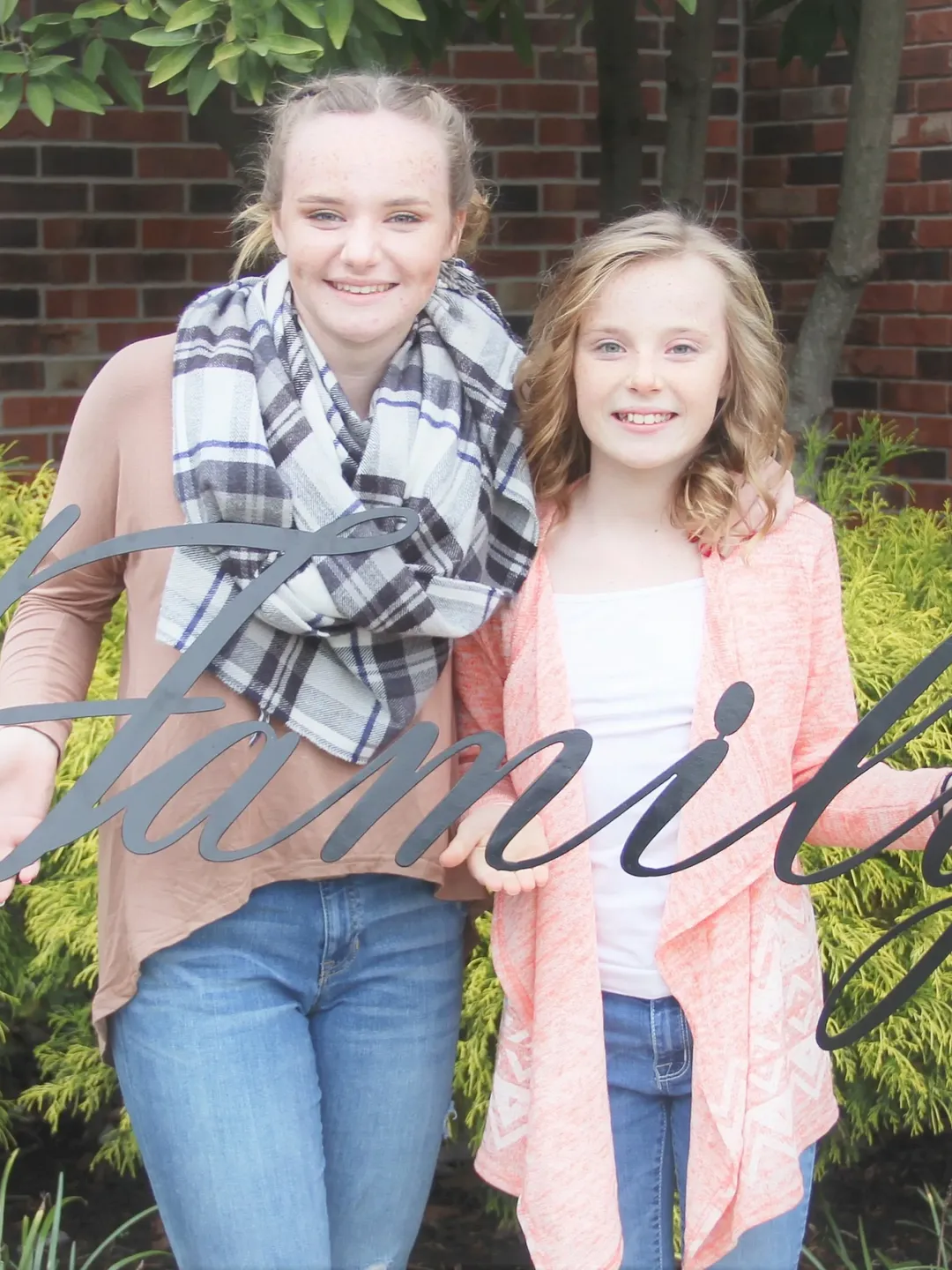 Family Metal Wall Decor, Family cursive wall hanging, Family Word Art Sign