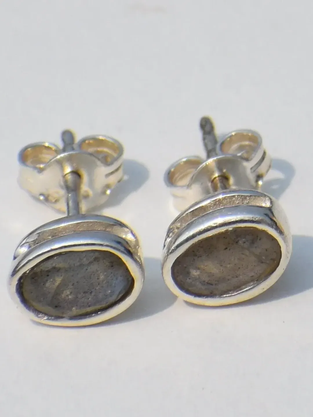 Natural Labradorite, Earrings Studs, Faceted Labradorite Studs, Blueflash Gemstone, Labradorite Jewelry, Minimalist Earrings, Everyday Studs