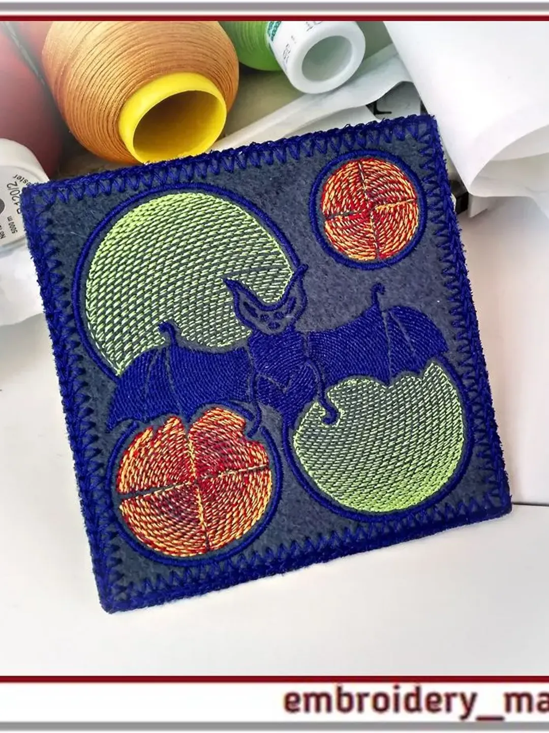 In the hoop Embroidery design a bat for patchwork, napkins